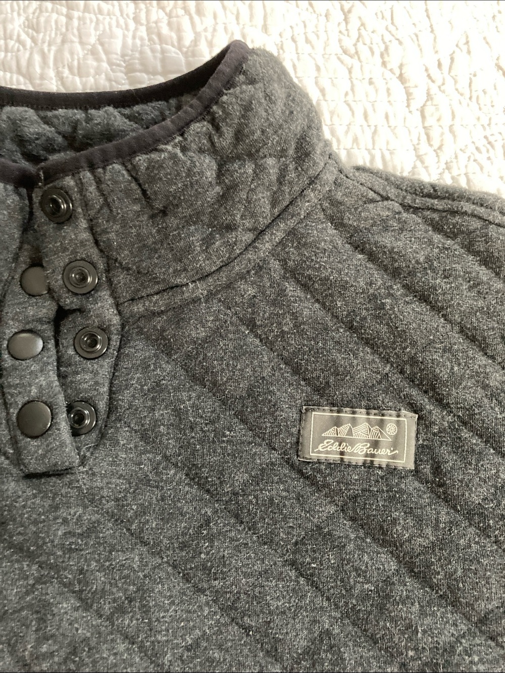 Eddie Bauer Quilted Charcoal Gray Quarter Snap Pullover Large - Picture 3 of 12